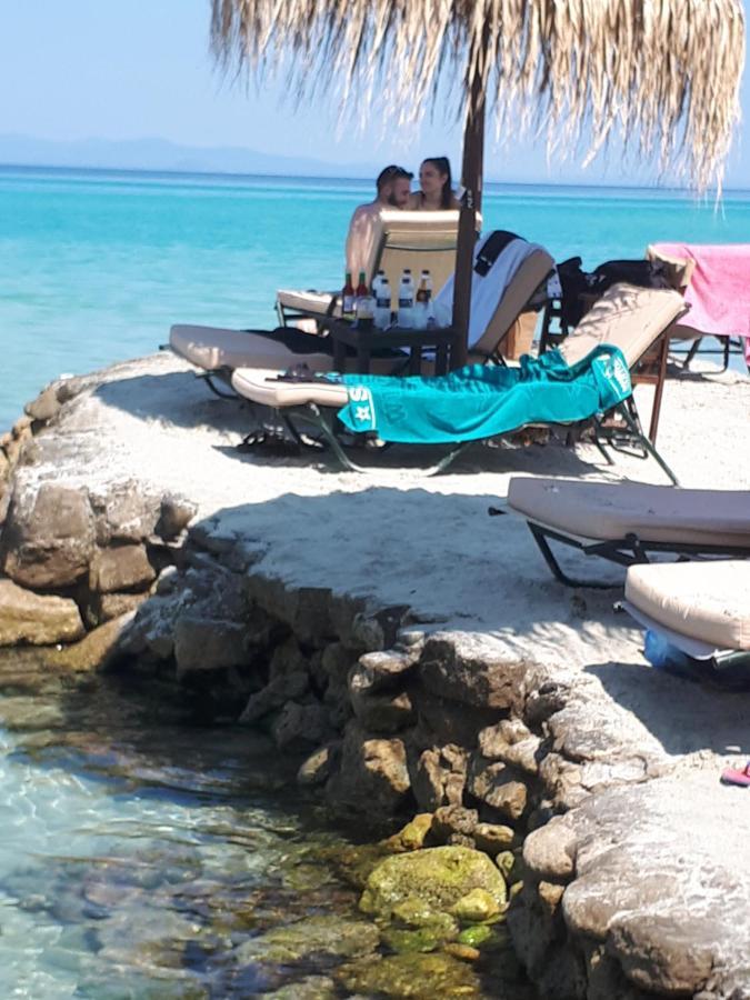Villa George Afytos Ngoại thất bức ảnh