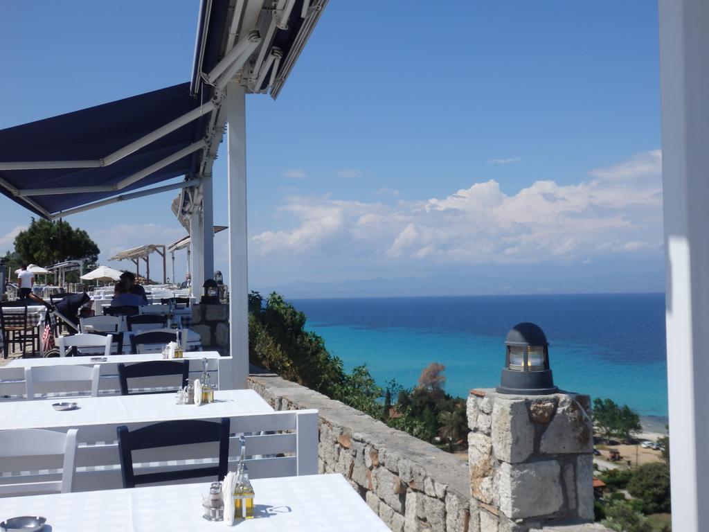 Villa George Afytos Ngoại thất bức ảnh