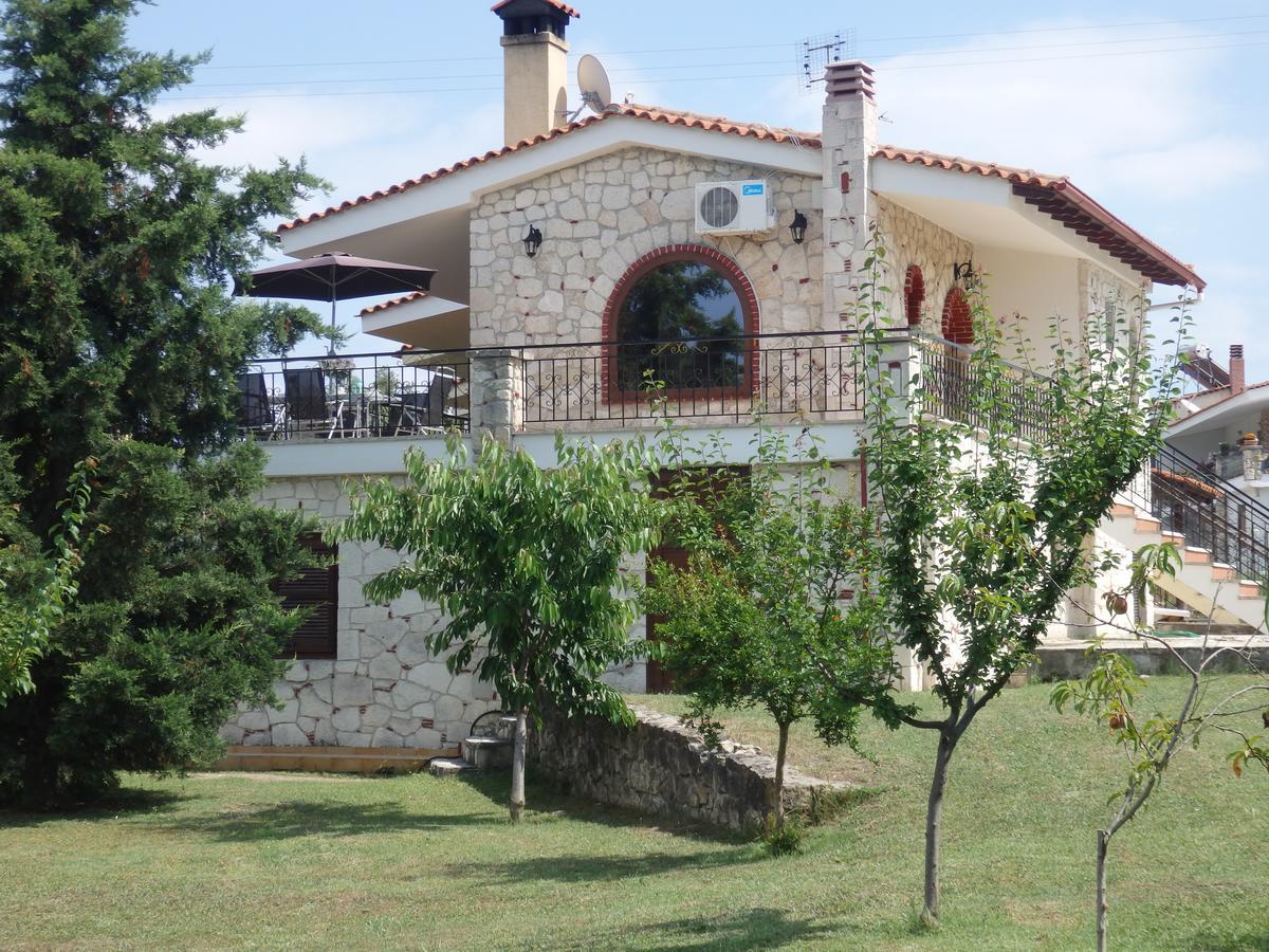 Villa George Afytos Ngoại thất bức ảnh